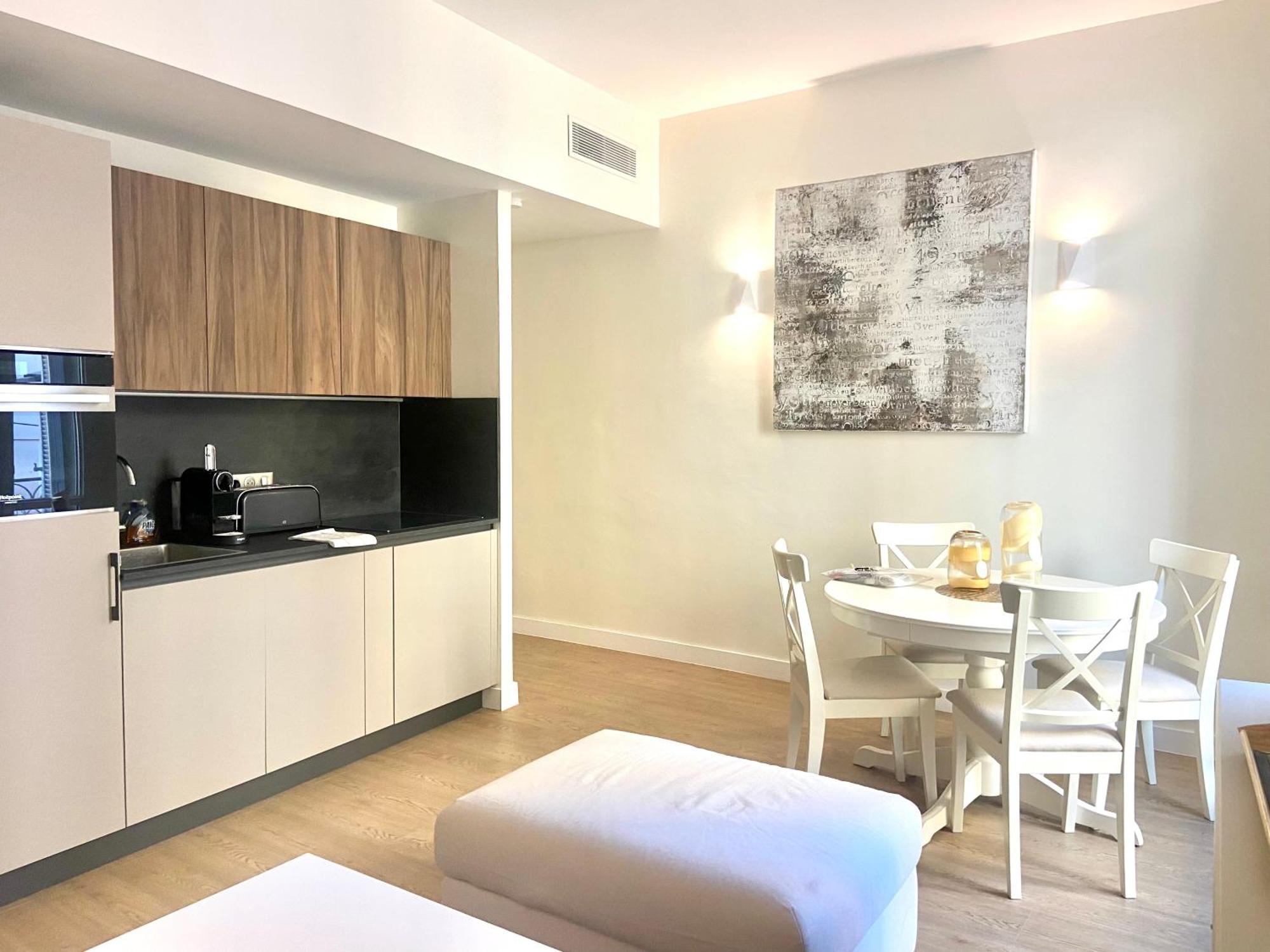 Property With Style - Rue Meynadier - 350M Palais & Beach! 戛纳 外观 照片